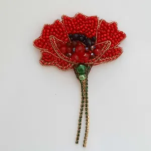 گل سینه زنانه مدل شقایق