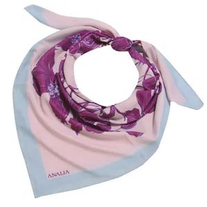روسری زنانه آنالیا مدل نخ طرح گل کد 1019797