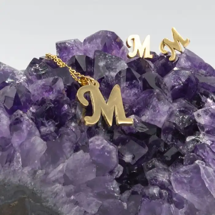 نیم ست زنانه مدل حرف M کد 2