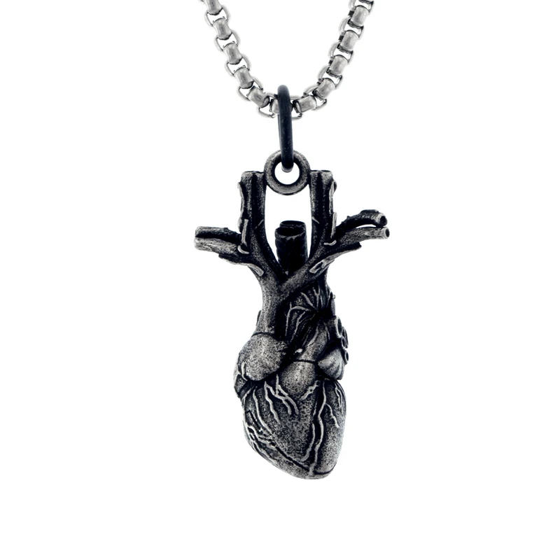 گردنبند مردانه داتینو مدل قلب دیوی جونز دزدان دریایی کارائیب