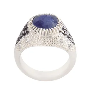 انگشتر نقره مردانه بازرگانی میلادی مدل سنگ یاقوت رکاب دست ساز قلم زنی کد AM_2575