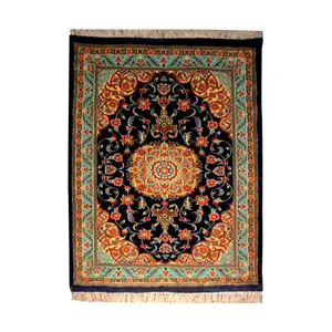 فرش دستباف یک و نیم متری فرش چمن رخ مدل نایین کد 261312