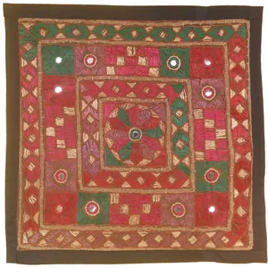 رومیزی سوزن دوزی مدل عسلی کد SOO36