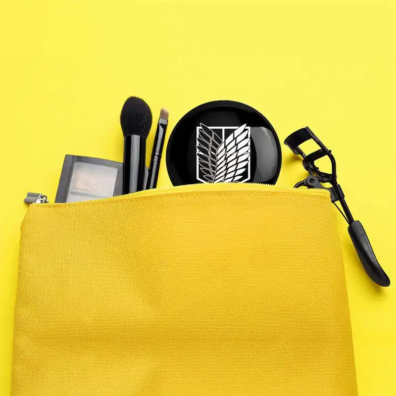 آینه جیبی خندالو طرح انیمه اتک آن تایتان Attack on Titan کد 4851