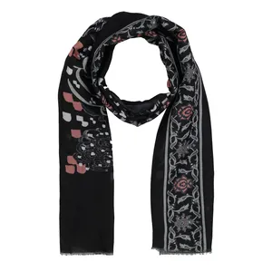 شال زنانه مدل خطاطی کد 07