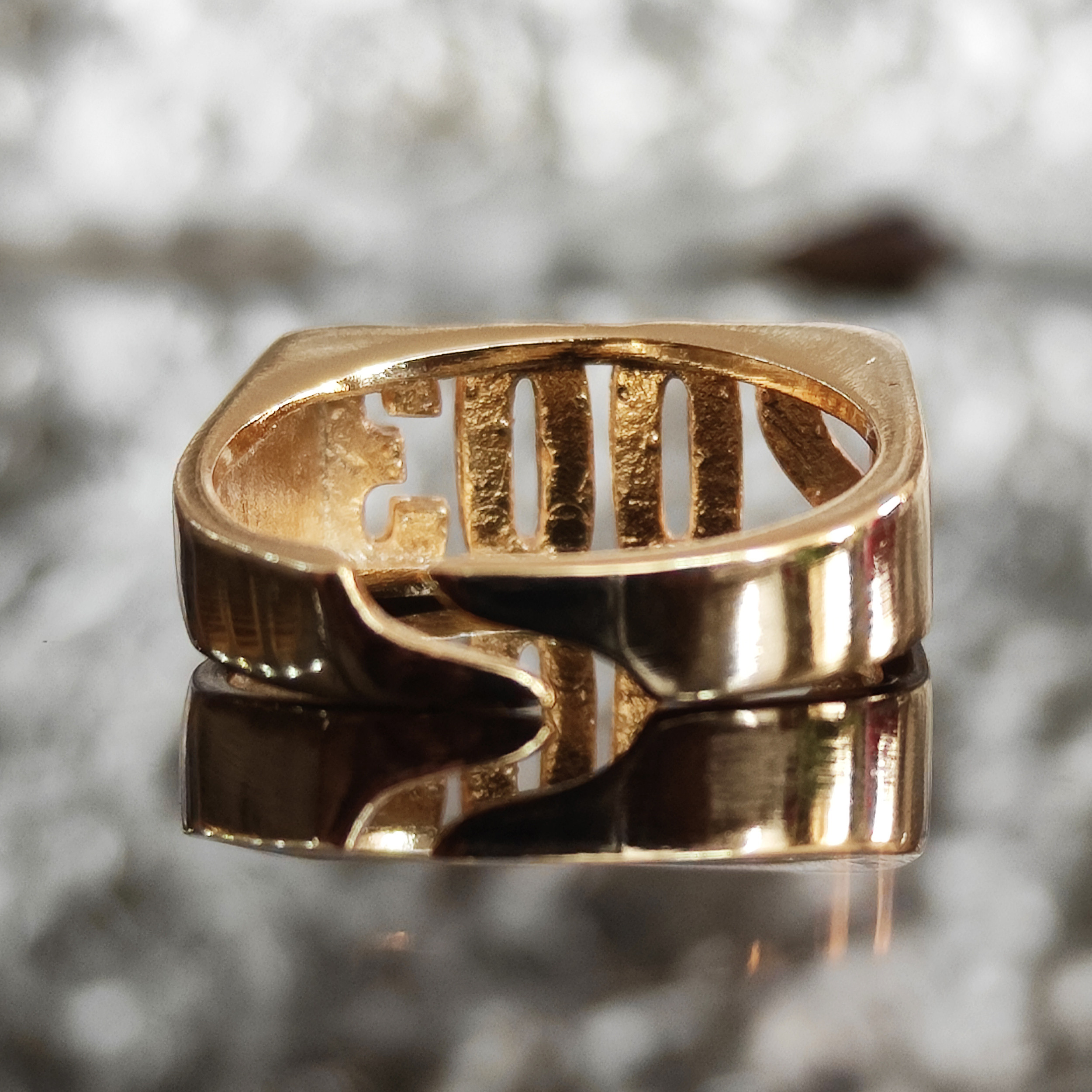 انگشتر مدل متولد 2003