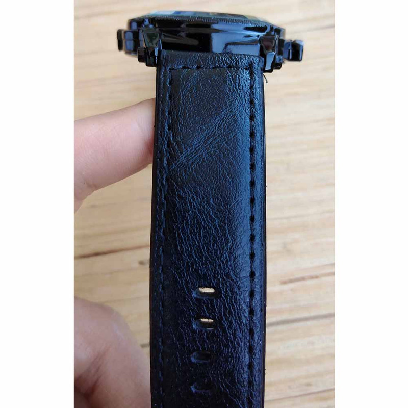 ساعت مچی عقربه ای پسرانه مدل بند چرمی کد 11 ساعت مچی عقربه ای پسرانه مدل بند چرمی کد 11