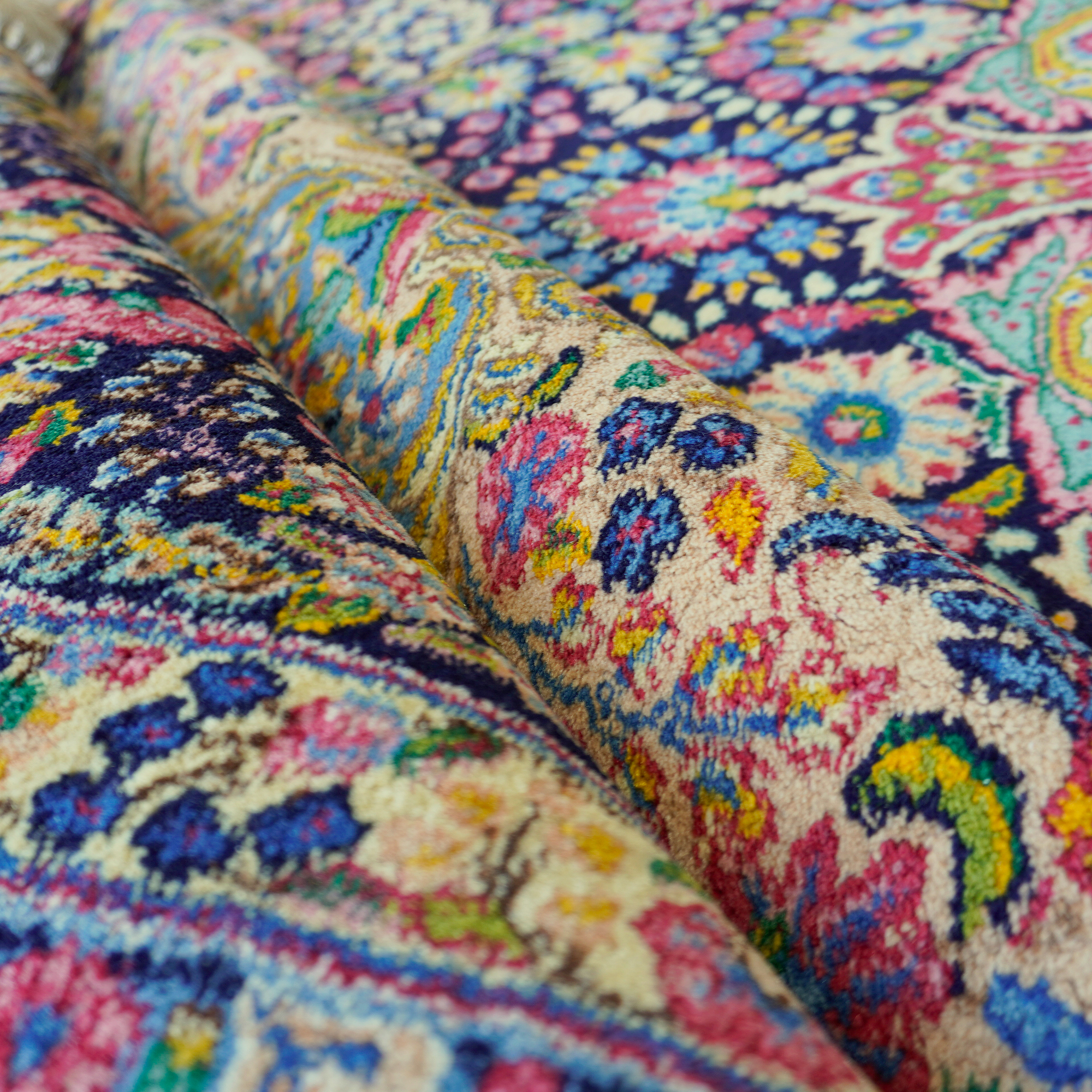 فرش دستبافت دوازده متری مدل کرمان