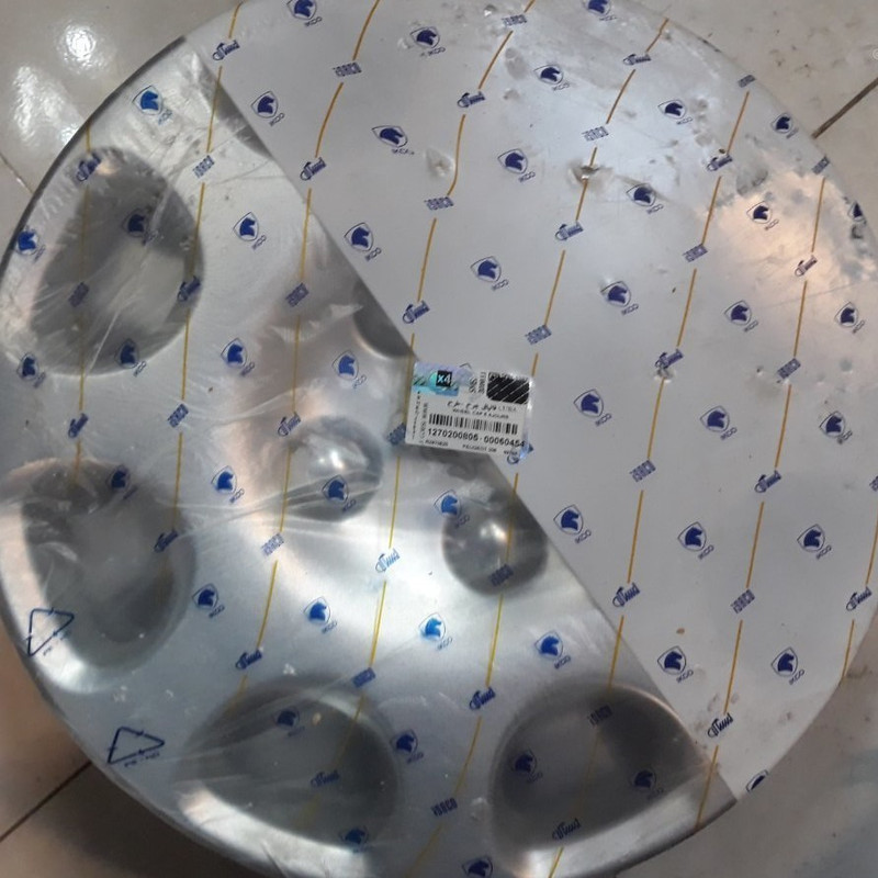 قالپاق چرخ ایساکو کد 12702008  سایز 14 اینچ مناسب برای پژو 206  بسته 4 عددی