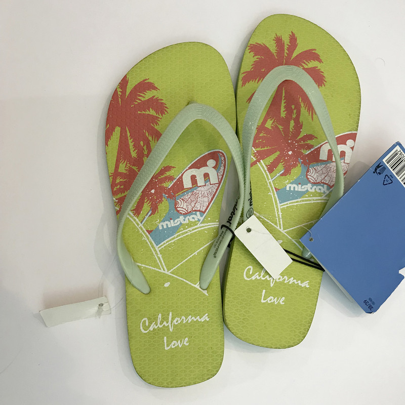 دمپایی لاانگشتی زنانه میسترال مدل 74167