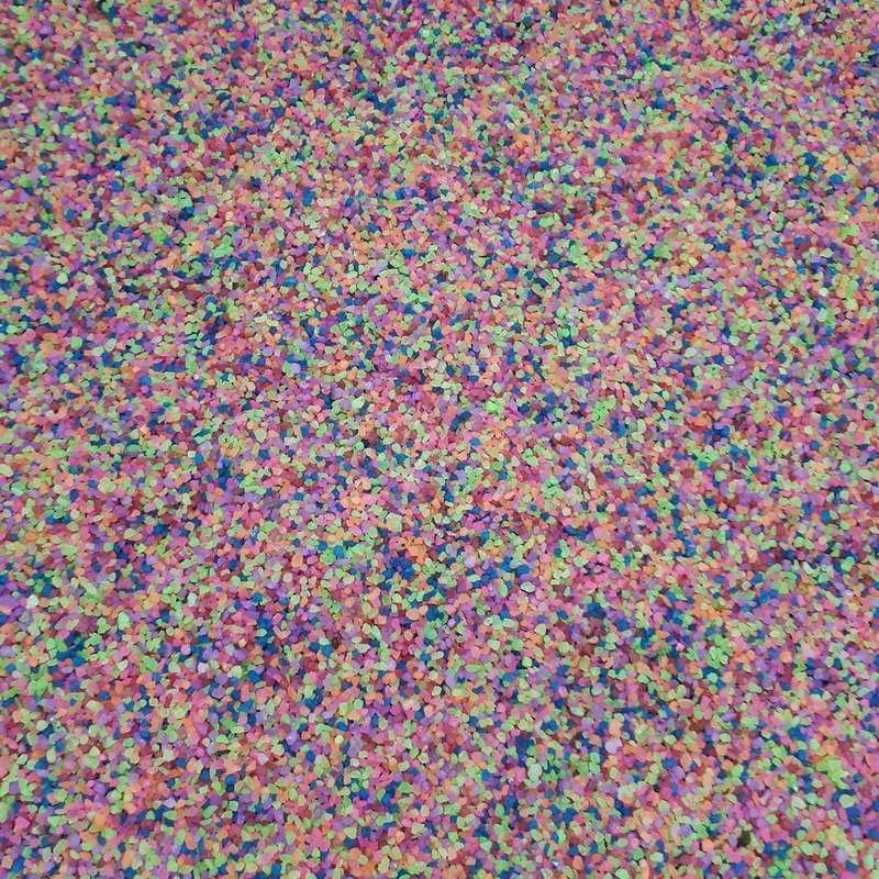 مجموعه 3 بسته ای سنگ رنگی شب تاب مدل black light sand