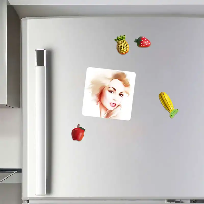 مگنت طرح نقاشی دختر مدل mg10601