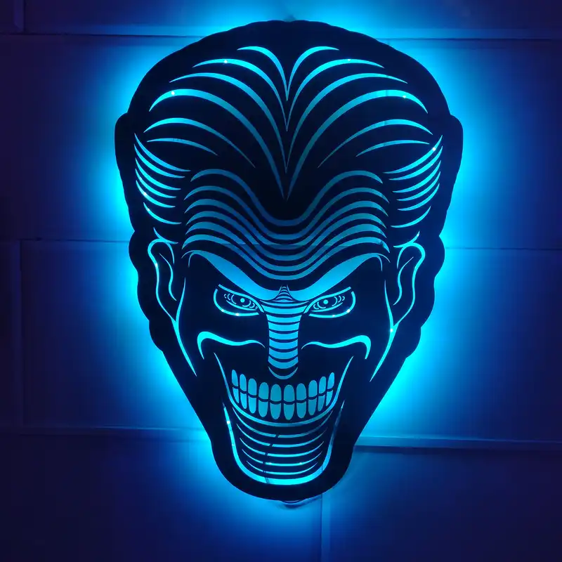 چراغ دیواری مدل جوکر