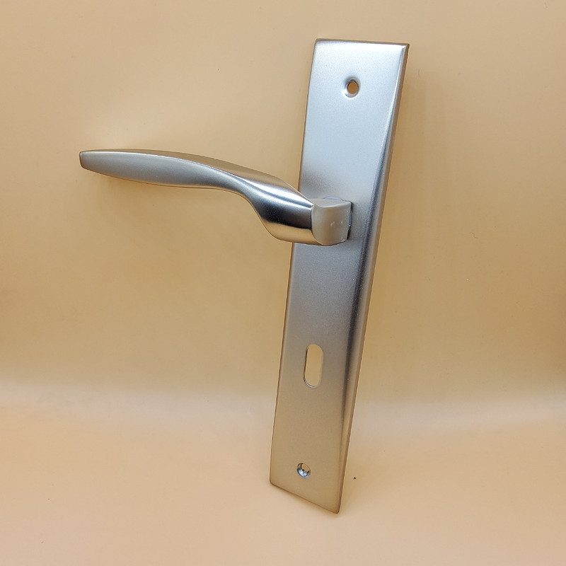 دستگیره درب کلیدی کلون کد 7722 بسته 2 عددی دستگیره درب کلیدی کلون کد 7722 بسته 2 عددی