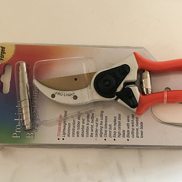 قیچی باغبانی پرو لایت مدل JH_730T