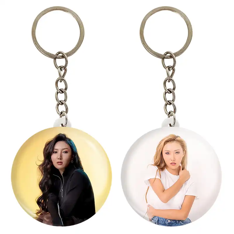 جاکلیدی خندالو مدل هوآسا گروه مامامو Mamamoo کد 1942819421 مجموعه 2 عددی