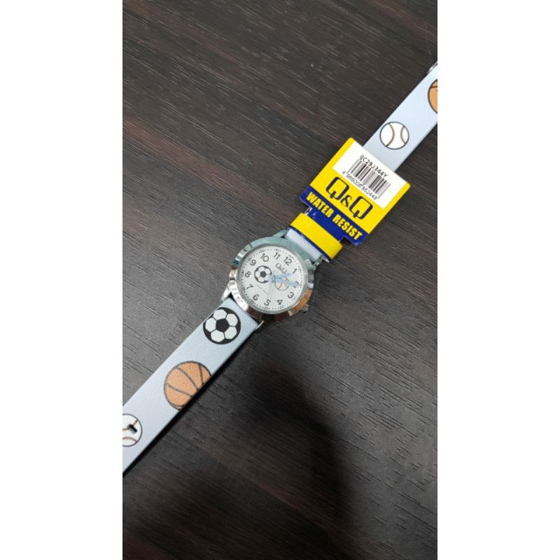 ساعت مچی عقربه ای پسرانه کیو اند کیو مدل qc29j344y