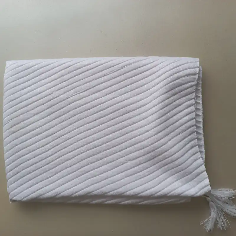 شال زنانه مدل نخی ساده پلیسه منگوله دار کد 137