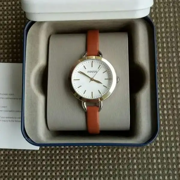 ساعت مچی عقربه ای زنانه فسیل مدل BQ3396