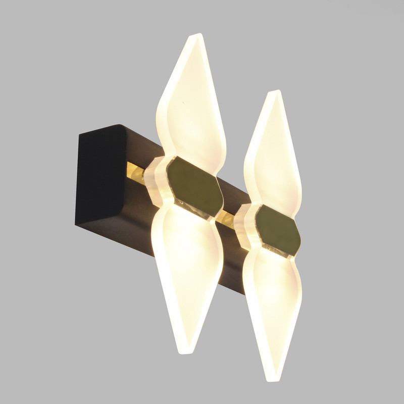 چراغ دیواری سیلانور مدل مرجان BW11NA32H 