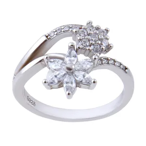     انگشتر نقره زنانه بازرگانی میلادی کد AWR-385