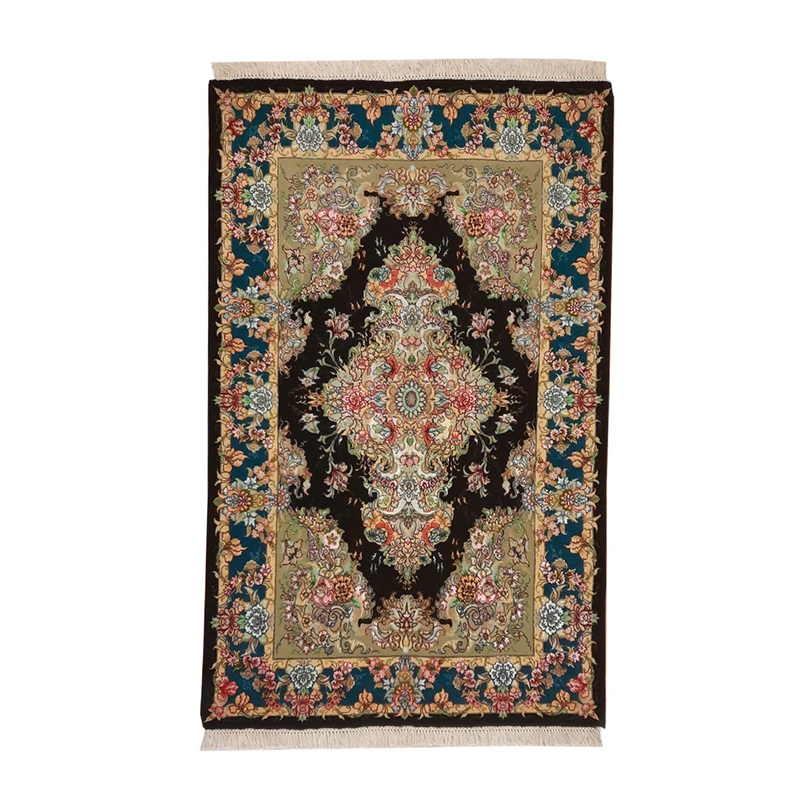 فرش دستبافت یک و نیم متری طرح گل ابریشم بافت تبریز کد NKP.F.1/2