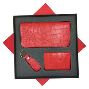 نقد و بررسی ست هدیه چرم دیاکو مدل 255coro توسط خریداران