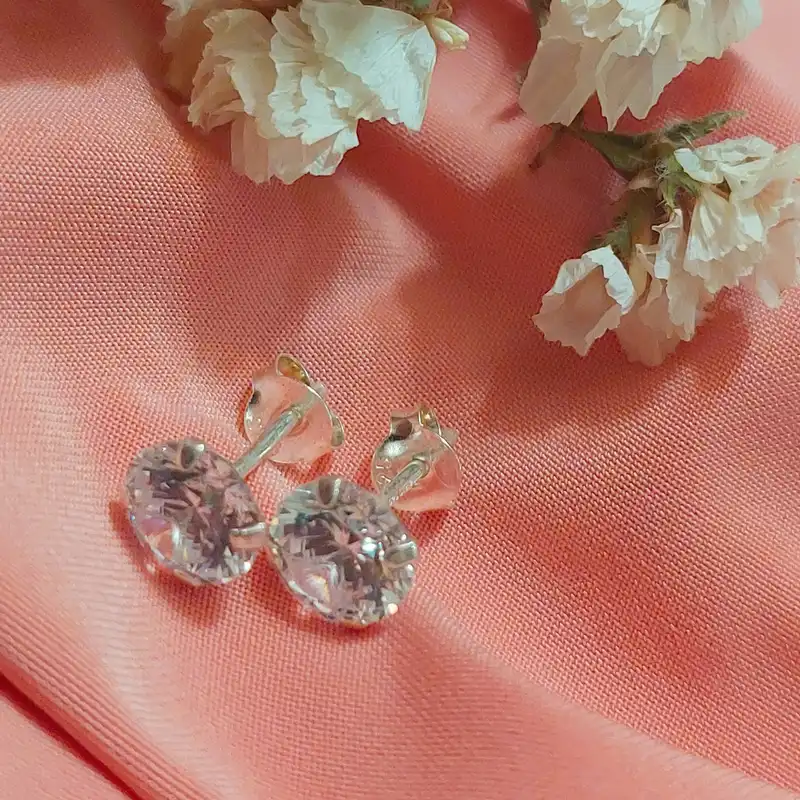 گوشواره نقره زنانه آی ام مدل زیر کنیا 2