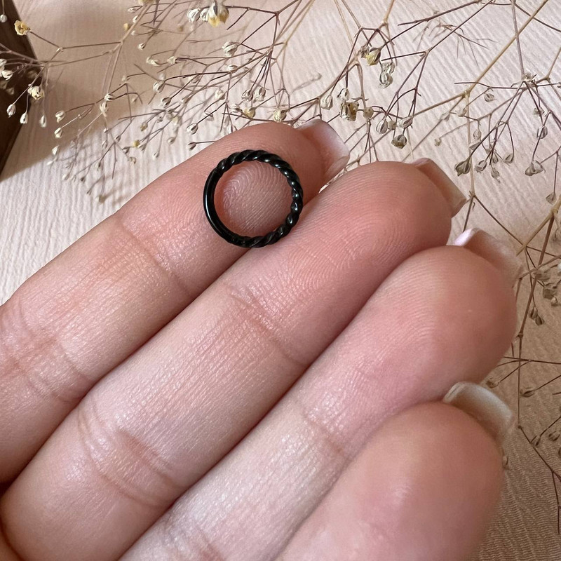 پیرسینگ گوش زنانه مدل پیچی کد 8