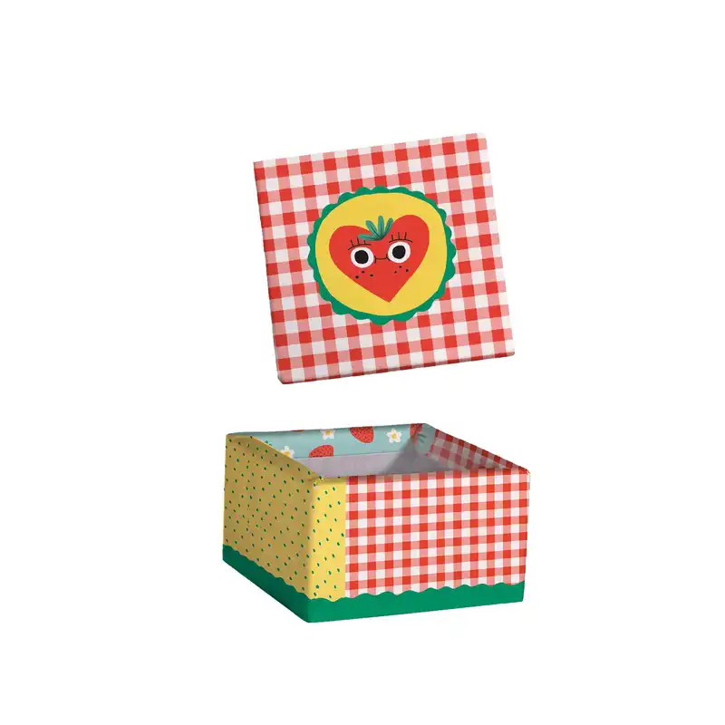 جعبه هدیه طرح توت فرنگی