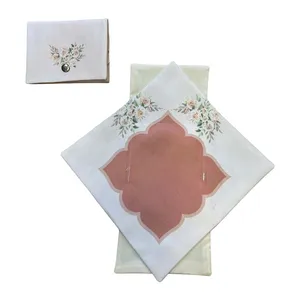 جانماز مدل کیفی طرحدار مخمل ساده