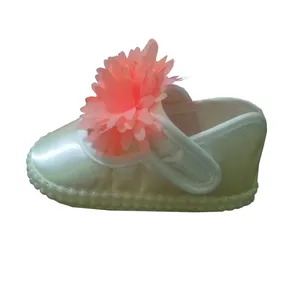 پاپوش نوزادی مدل غنچه کد 10006