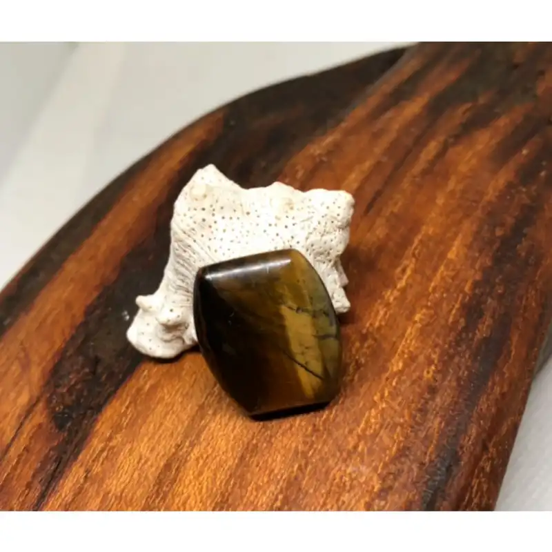 سنگ عقیق طرح چشم ببر