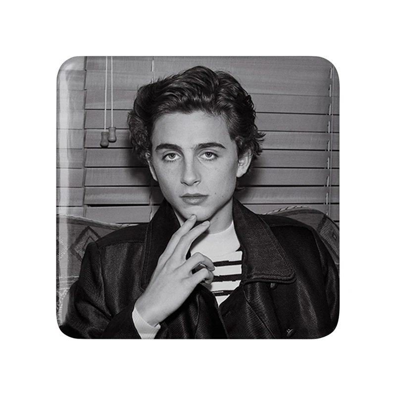 مگنت خندالو طرح تیموتی شالامی Timothée Chalamet مدل مربعی کد 19288
