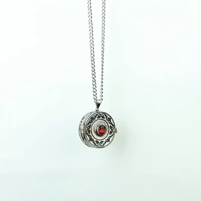 گردنبند مدل یاغی