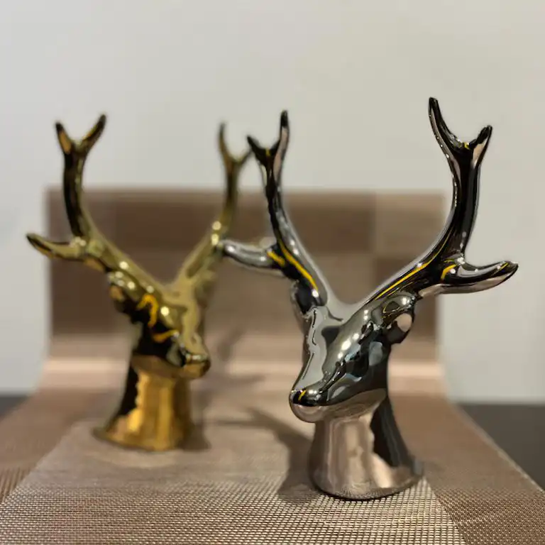 تندیس مدل  سرامیکی سر گوزن شاخ بلند