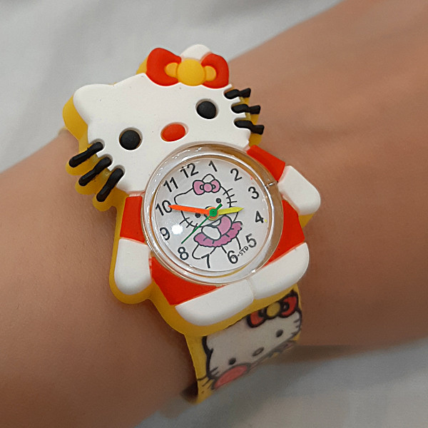 ساعت مچی عقربه ای بچگانه مدل کیتی کد 02 ساعت مچی عقربه ای بچگانه مدل کیتی کد 02