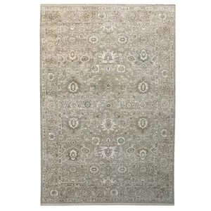 فرش ماشینی 500 شانه فرش مهدیان زمینه نسکافه‌ای حاشیه کرم کد 1053