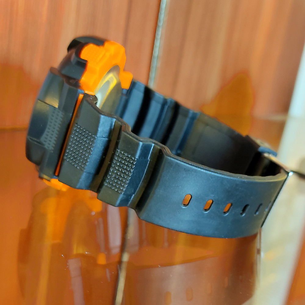 ساعت مچی دیجیتال مردانه مدل OR-210 ساعت مچی دیجیتال مردانه مدل OR-210