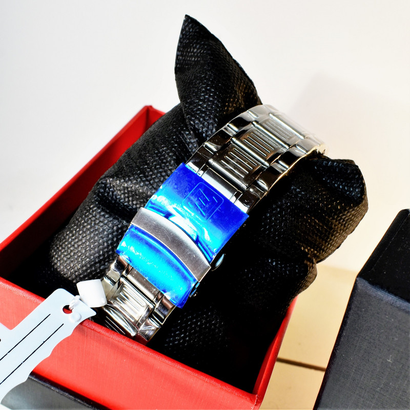 ساعت مچی عقربه‌ای مردانه نیوی فورس مدل NF8017-210112