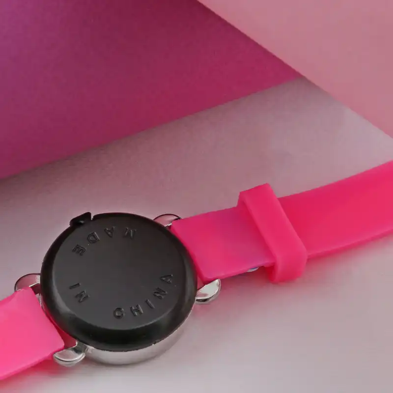 ساعت مچی دیجیتال طرح فروزان کد WHK_018