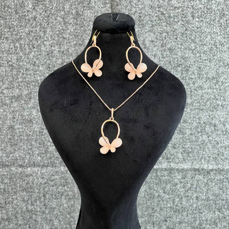 نیم ست زنانه وینویز مدل stop 6655