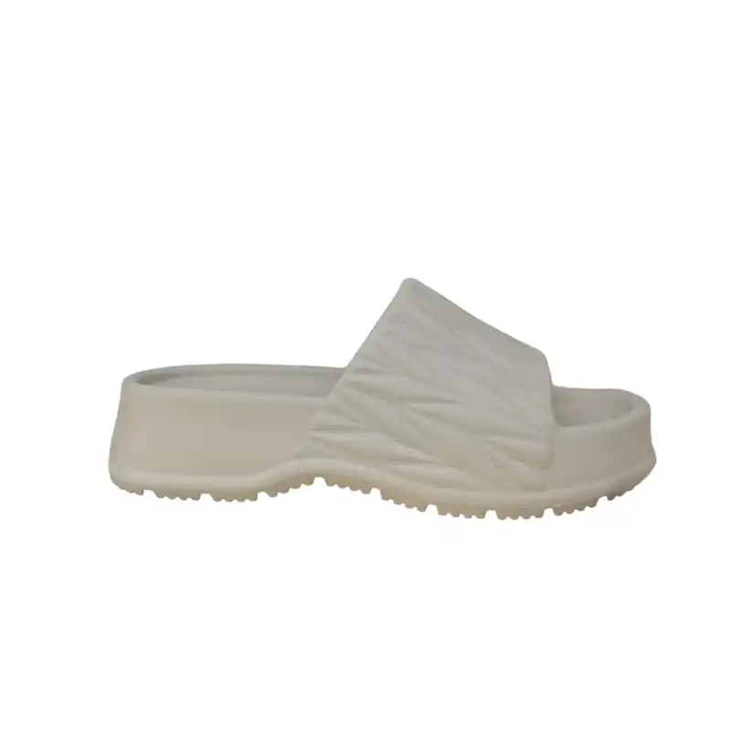 دمپایی زنانه مدل زیره ضخیم کد DZ 95 FSH رنگ کرم