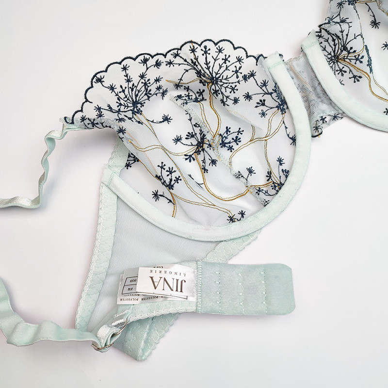 ست شورت و سوتین زنانه ژینا مدل توری طرح قاصدک کد 11483