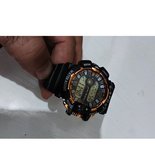 ساعت مچی دیجیتال بچه گانه مدل WE300