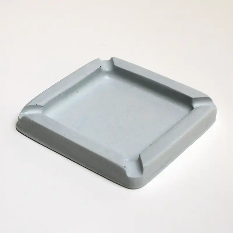 زیرسیگاری مدل مربع 444