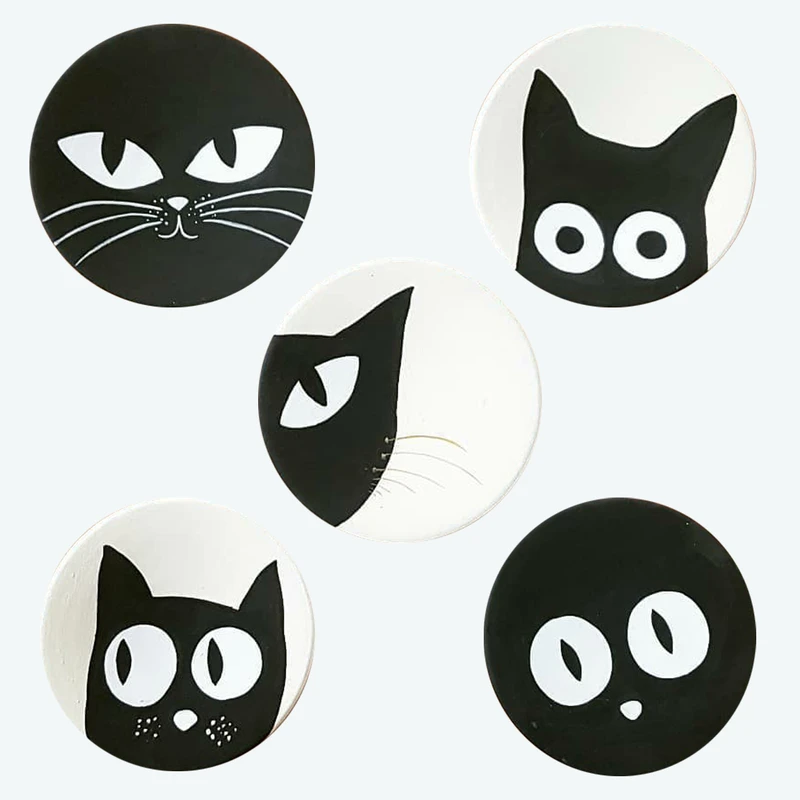 بشقاب دیوارکوب سفالی طرح گربه ها کد 095 مجموعه 5 عددی