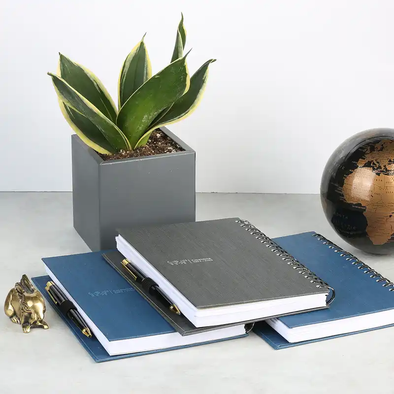 سالنامه سال 1403 مدل باران کد 102