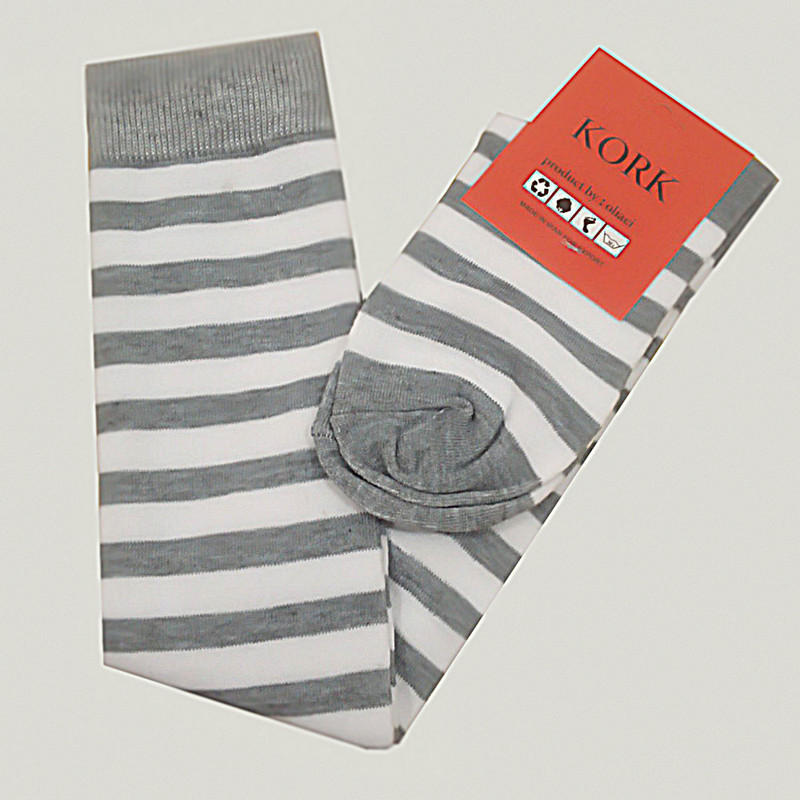 جوراب زنانه طرح راه راه مدل R63