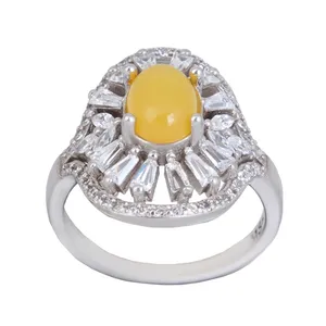 انگشتر نقره زنانه بازرگانی میلادی مدل عقیق زرد شرف الشمس رکاب آبکاری رادیوم کد AWR_1262